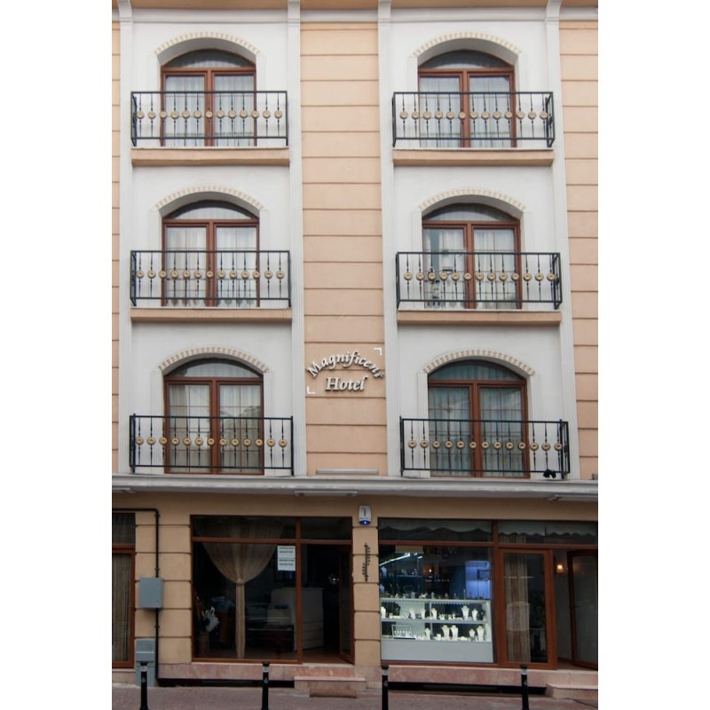 Nürnberg - Istanbul - Magnificent Hotel