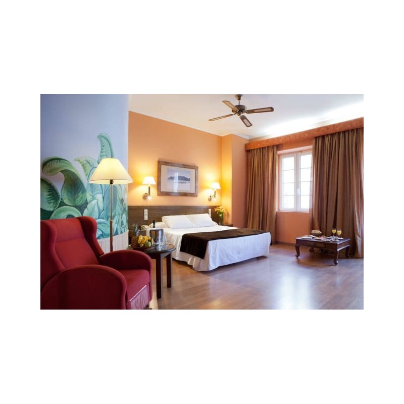 Senator Cádiz Hotel