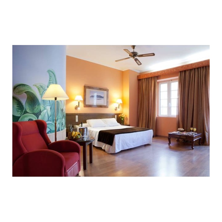 Senator Cádiz Hotel