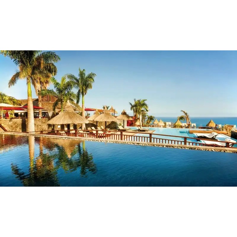 Palm Hotel & Spa