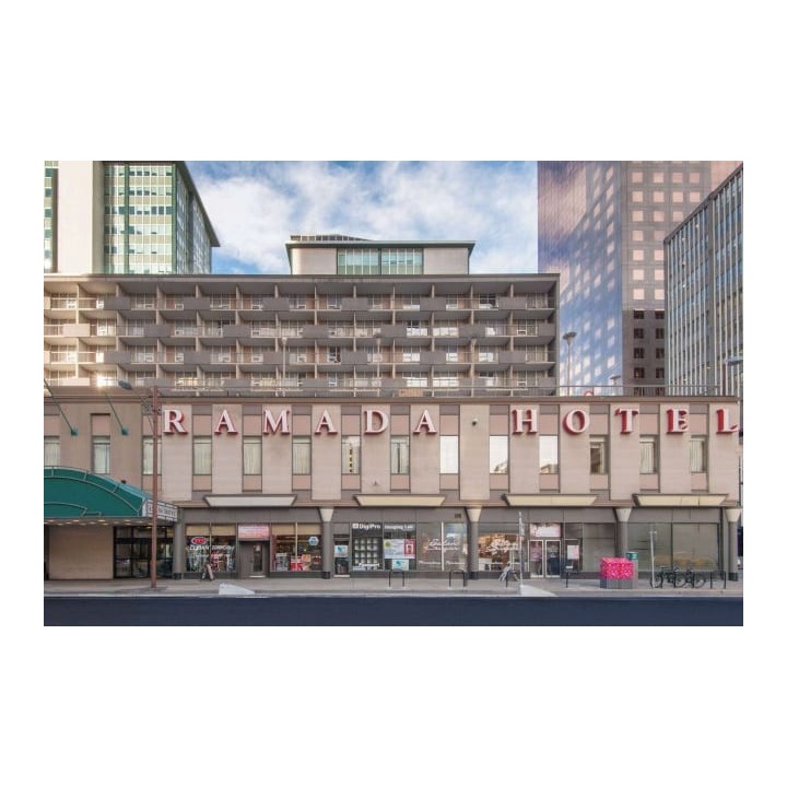 RAMADA Plaza Calgary Downtown Hotel
