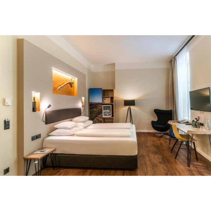 Rathaus - Wein & Design