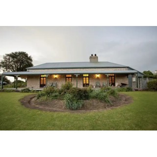 Robe House