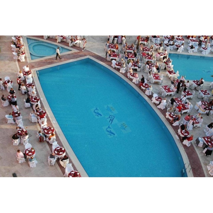 Royal Atlantis Beach