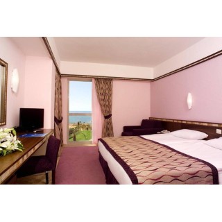 Royal Atlantis Spa & Resort