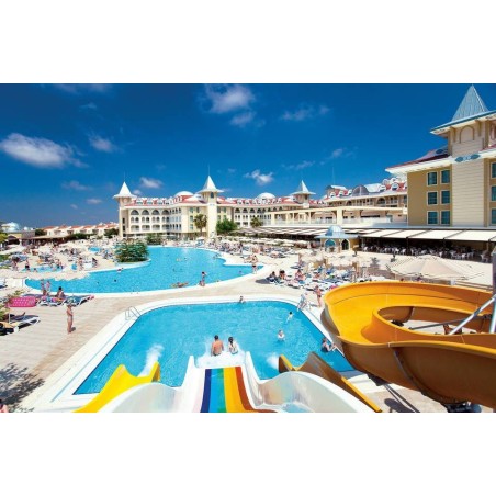 Side Star Resort