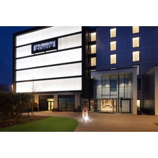 Staybridge Suites - London - Heathrow Bath Road