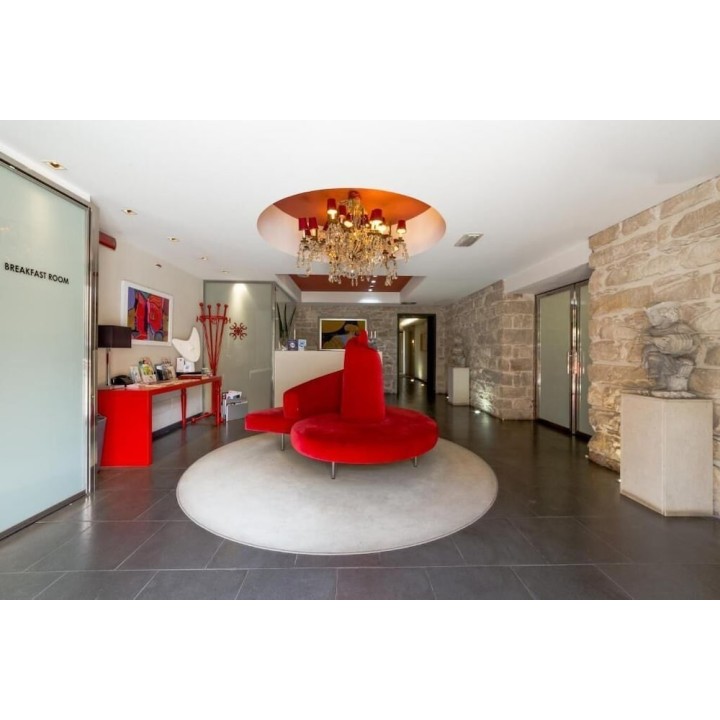 Stuttgart - Comiso - El Homs Palace Hotel