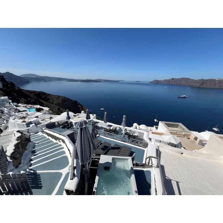 Stuttgart - Fira - Aspa Villas