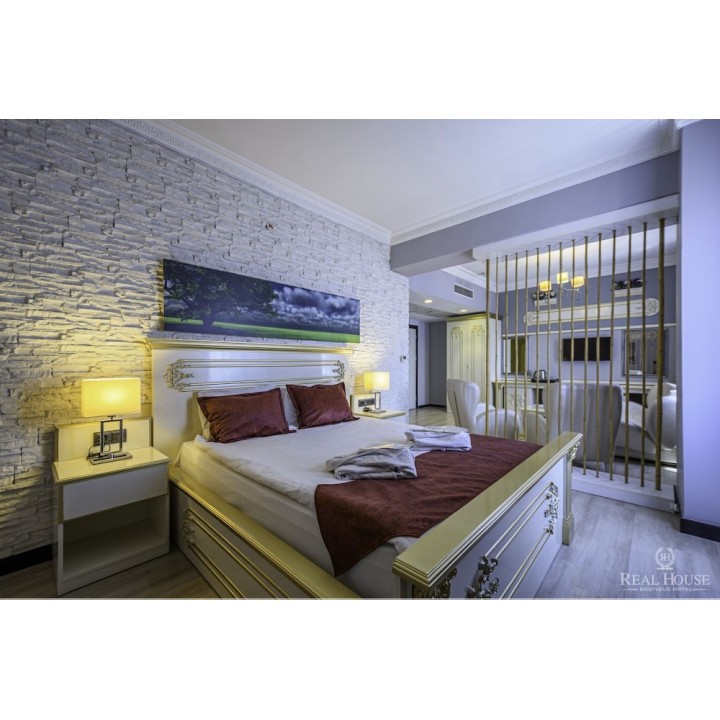 Stuttgart - Kayseri - Real House Hotel