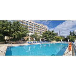 Stuttgart - Limassol - Navarria Blue Hotel