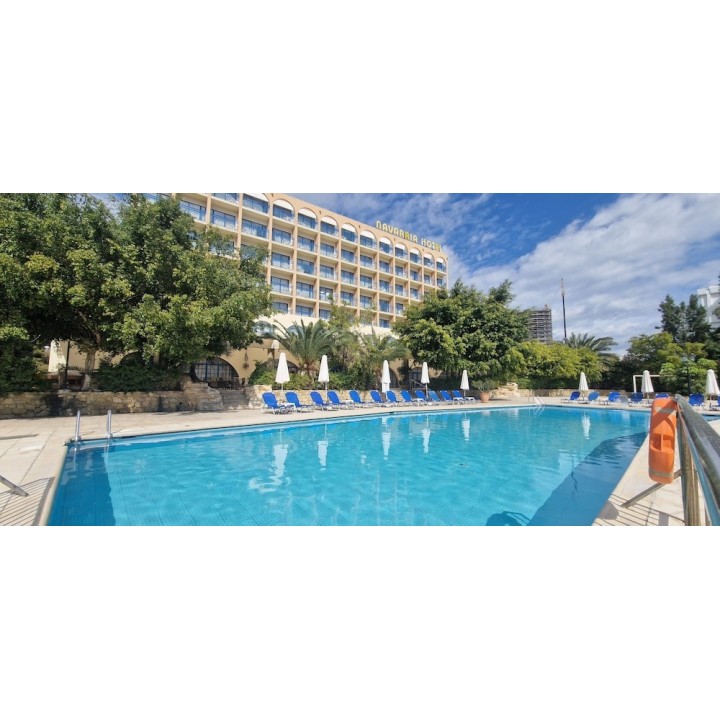 Stuttgart - Limassol - Navarria Blue Hotel