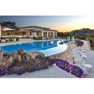 Stuttgart - Palau - Hotel Li Finistreddi