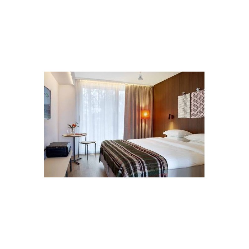 Ten Hotel