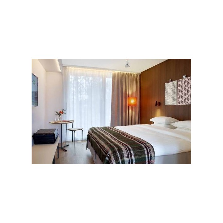 Ten Hotel