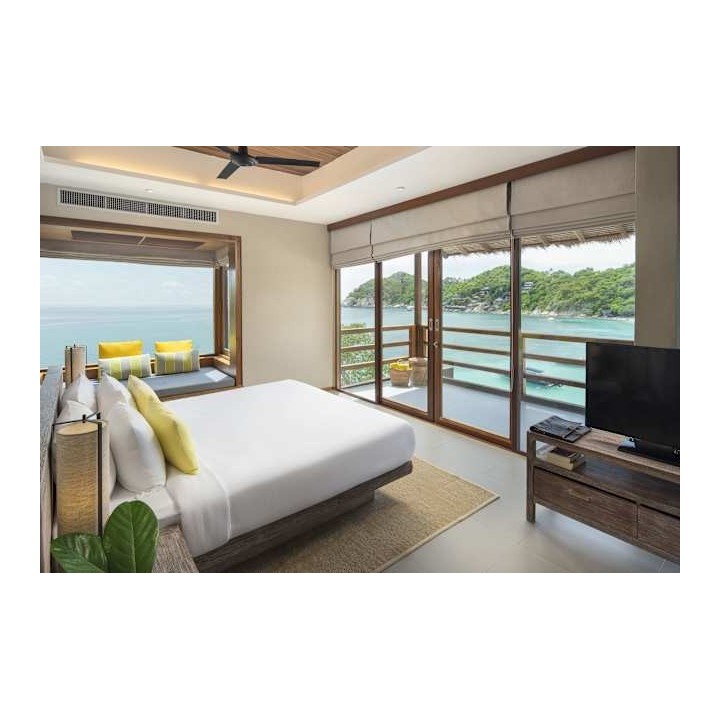 The Beach Club by Haadtien