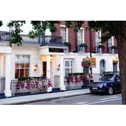 Tophams Hotel
