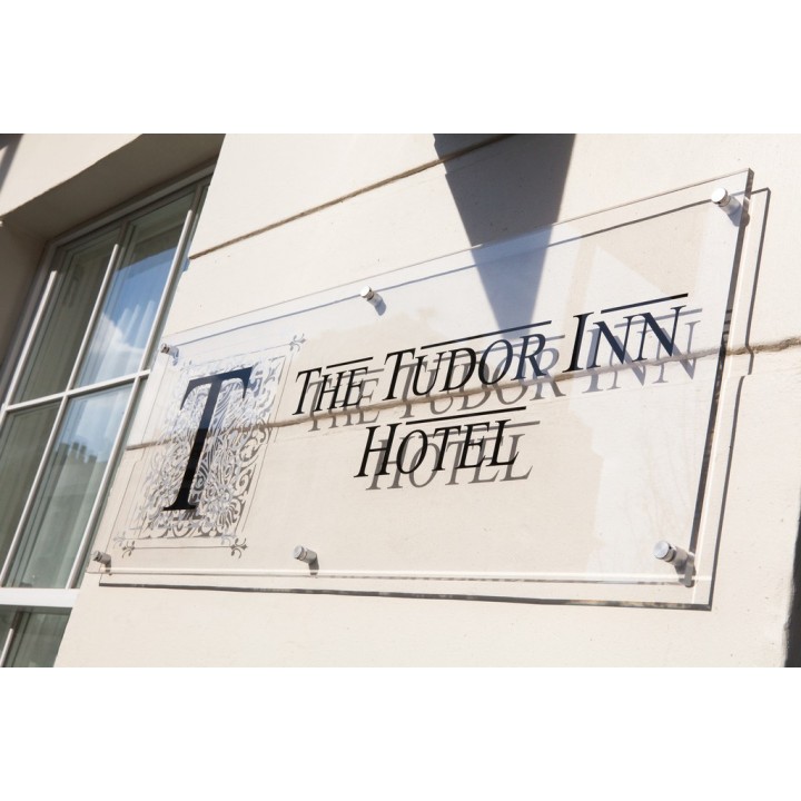 Tudor Inn
