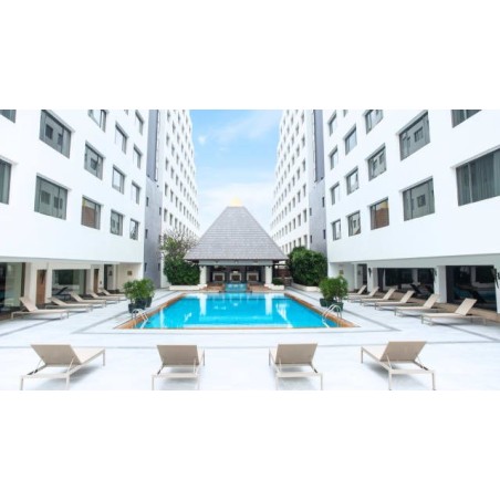 Twin Towers Hotel