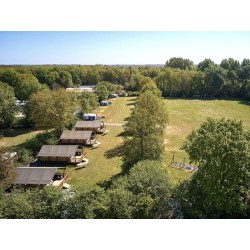 Camping De Bronzen Emmer