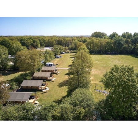 Camping De Bronzen Emmer