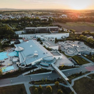 Wellness & Gourmet DELUXE in der Therme Laa, Weinviertel