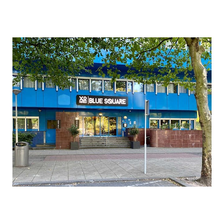 XO Hotels Blue Square