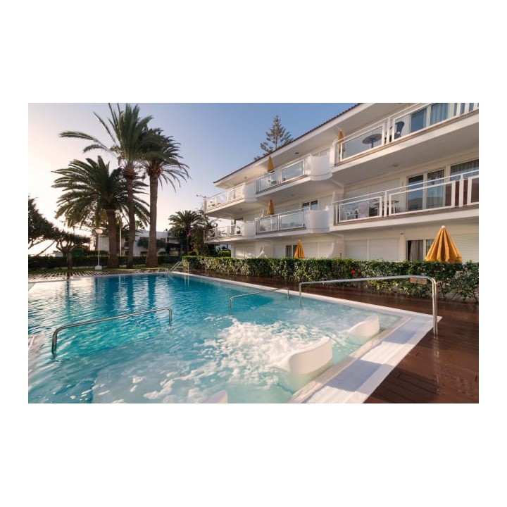 Apartamentos Montemayor