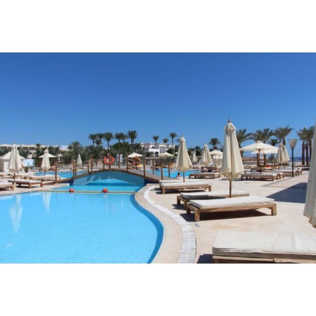 Reef Oasis Beach Resort