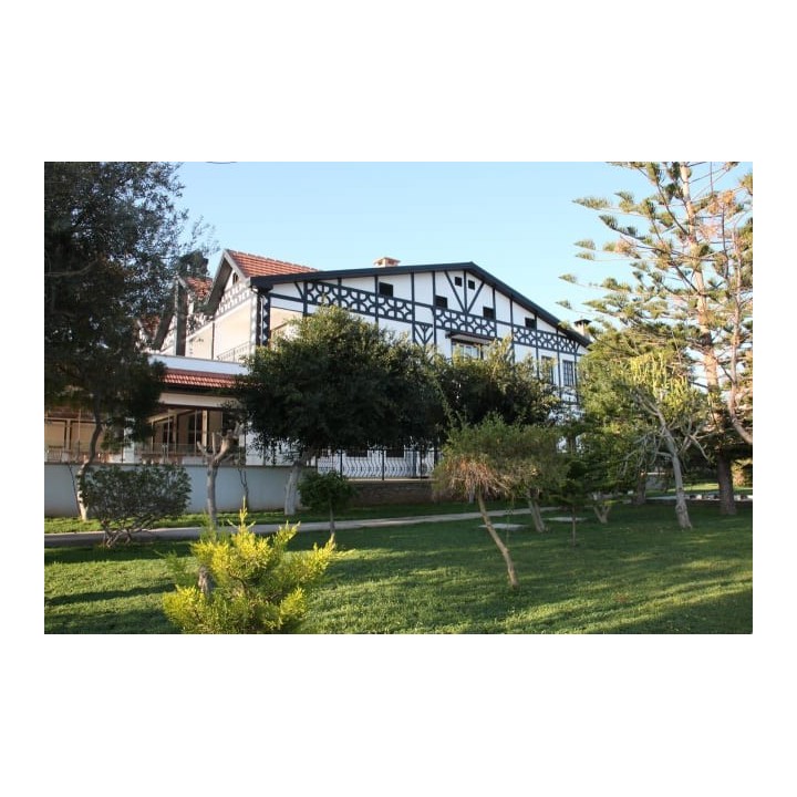 The Ship Inn Hotel & Villas