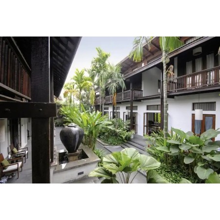 Banthai Village