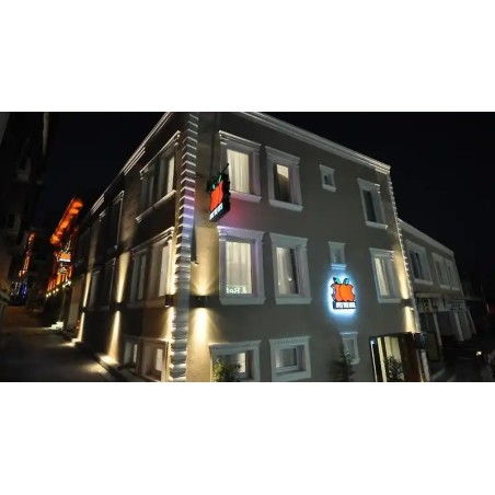Apple Tree Hotel