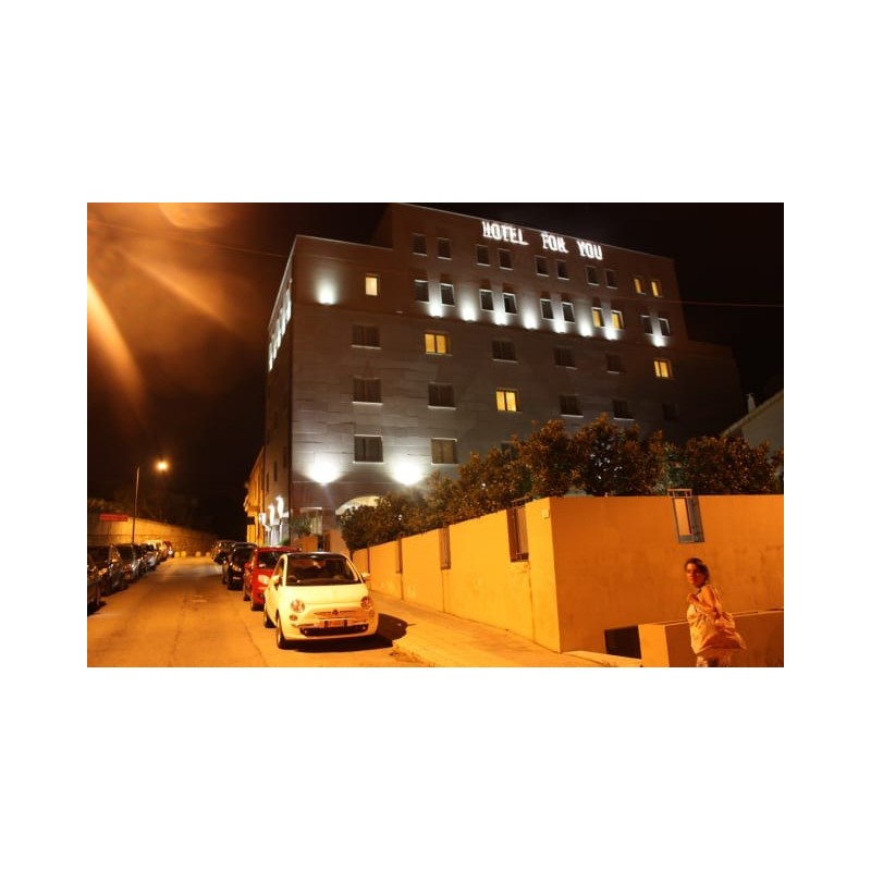 Hotel For You