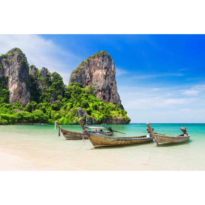 Travel Thailand: From City Glows to Sandy Toes!
