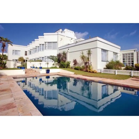 Beach Hotel