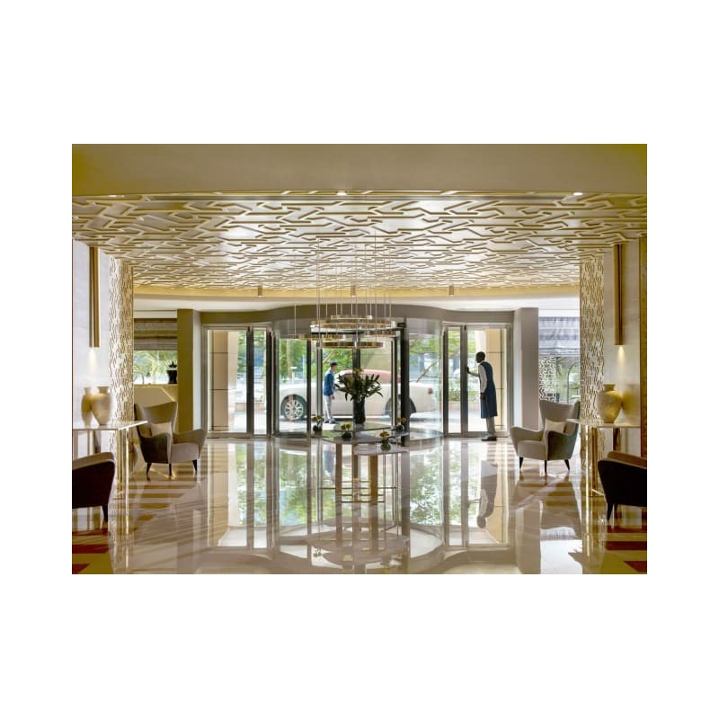 Two Seasons Hotel & Apartments