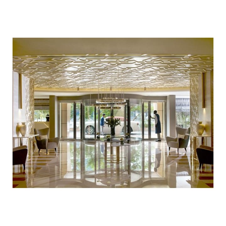 Two Seasons Hotel & Apartments