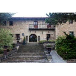 NH Pamplona El Toro