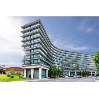 Macdonald Manchester