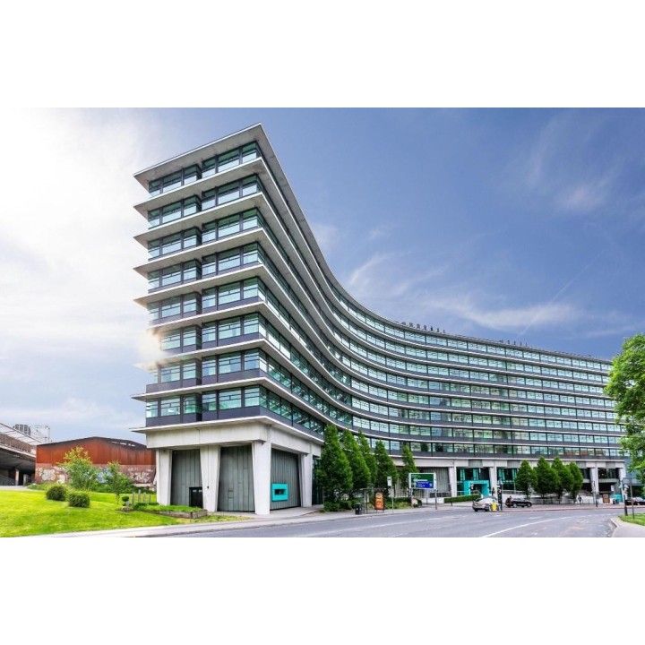 Macdonald Manchester