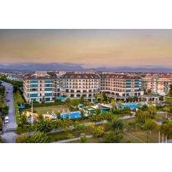 Commodore Elite Suites & Spa - Adults only
