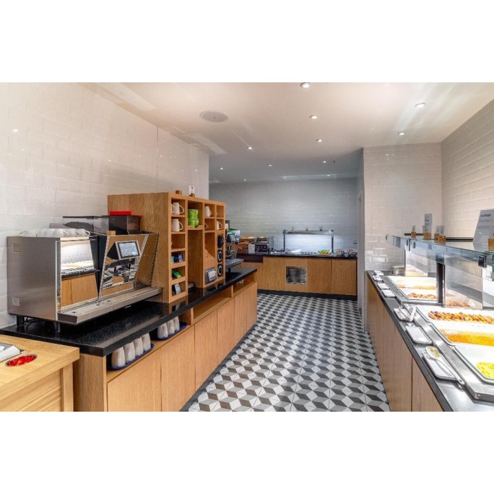 Holiday Inn Express London Heathrow T4