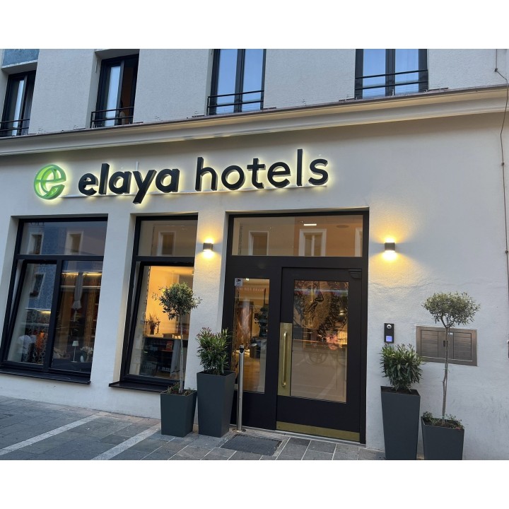 elaya hotel regensburg city center