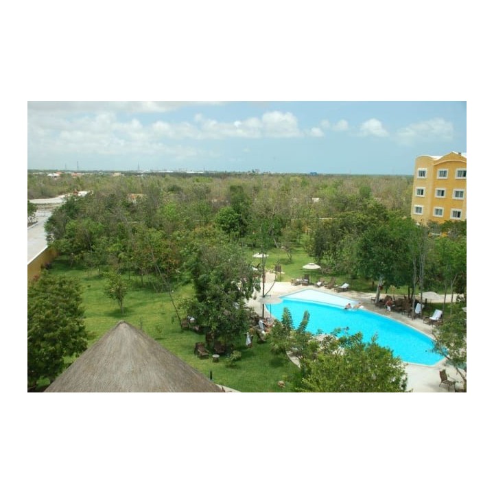 Courtyard by Marriott Cancun Airport