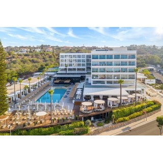 Napa Mermaid Hotel & Suites