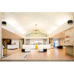 Hotel Flipper House