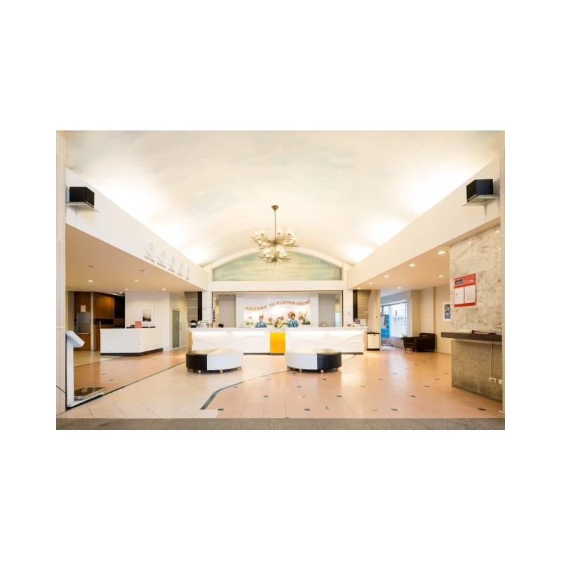 Hotel Flipper House