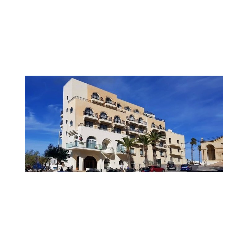 Gillieru Harbour Hotel