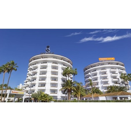 Servatur Waikiki