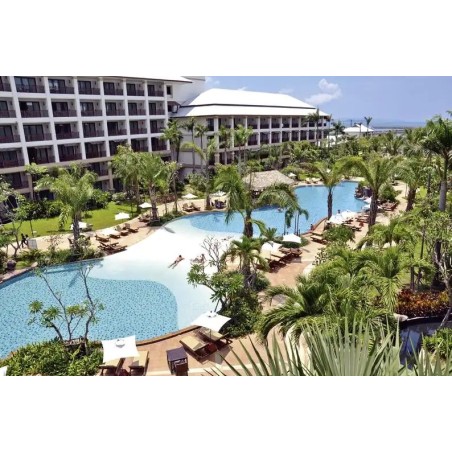 Ravindra Beach Resort & Spa